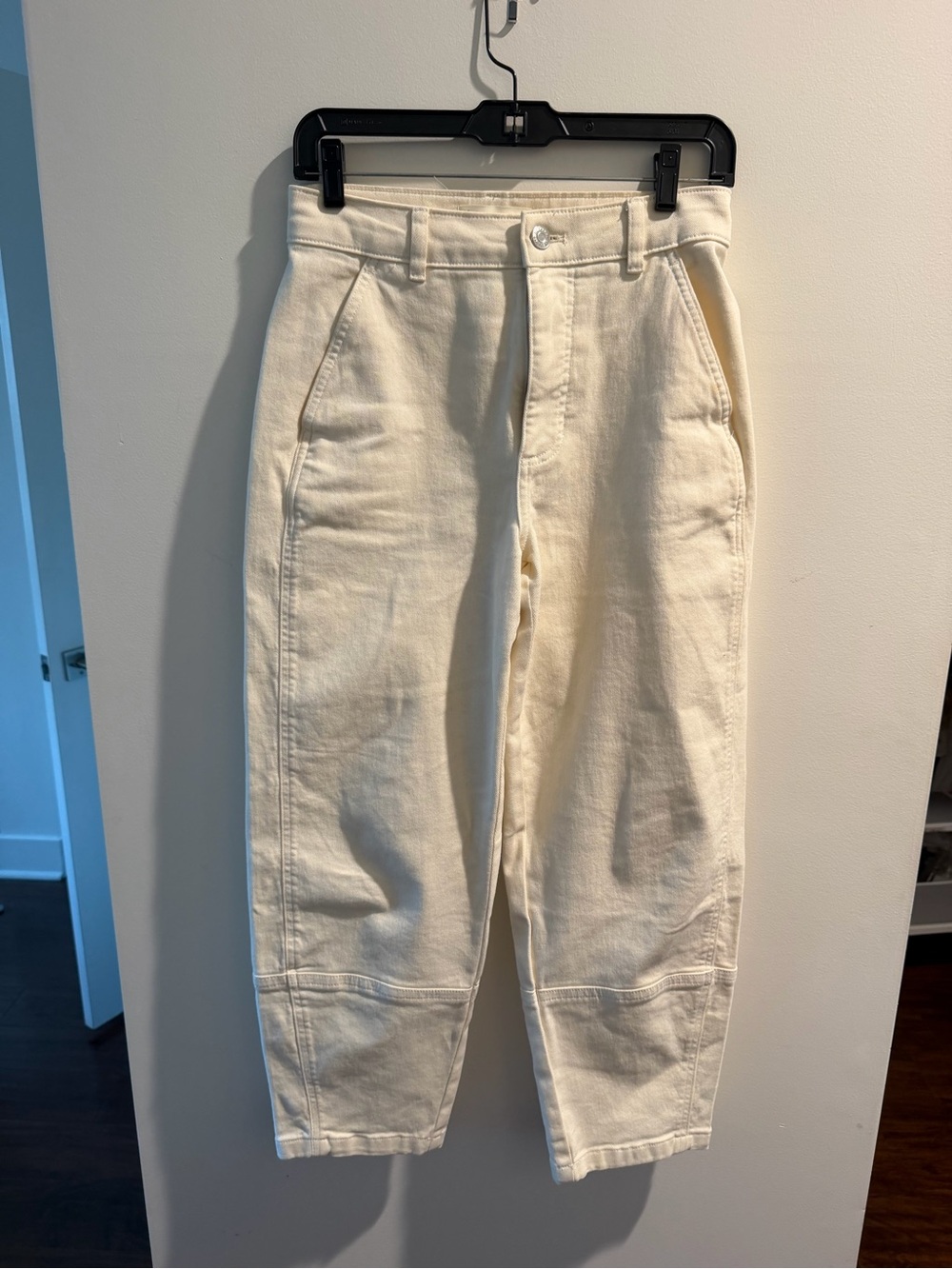 Women’s Cream Barrel Tapered Pants